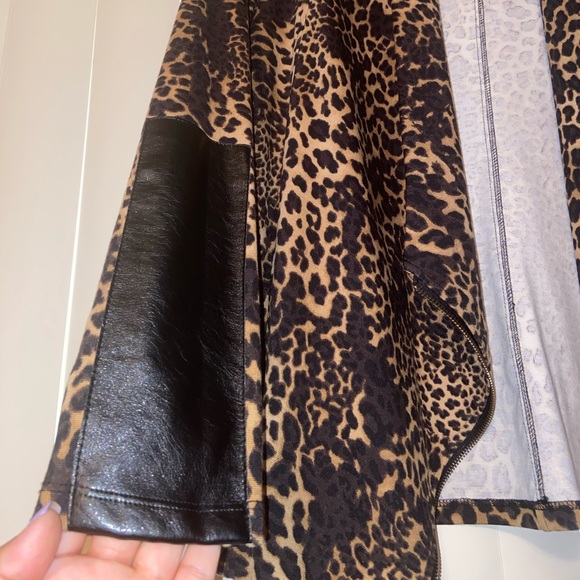 Sassy leopard unstructured jacket - Picture 2 of 5